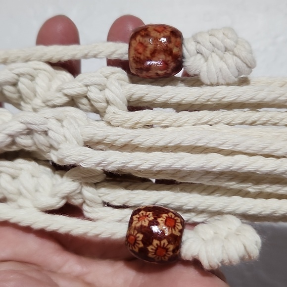 MACRAME Flower Beaded Plant Holder With White Ceiling Hook - Picture 6 of 7